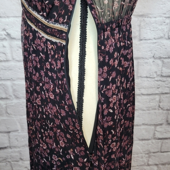 Ecote Dress Black Sheer Maroon Floral Print Split Long Sleeve V Neck Maxi Size S - Picture 8 of 12